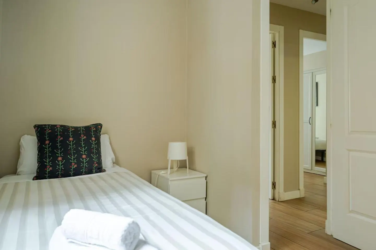 Torneo Free Parking Luminoso Climatizado 7 Pax Apartment Seville